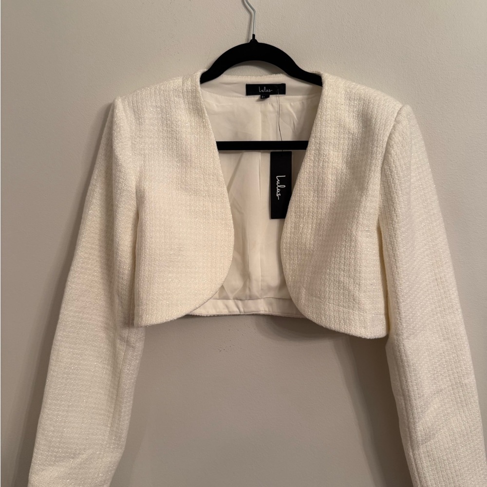 Lulu's Ivory Cropped Bouclé Blazer